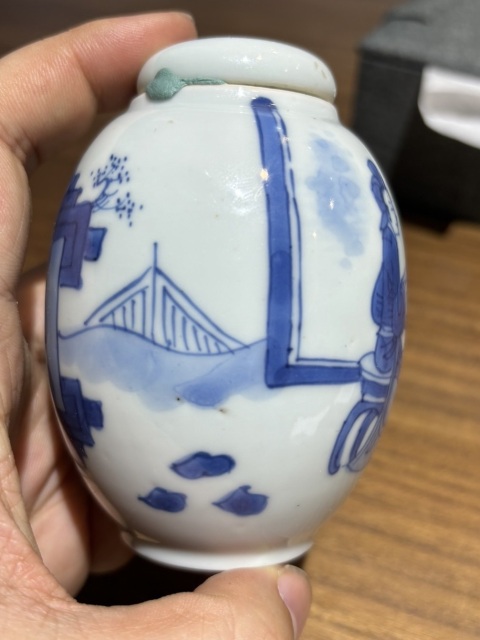 古玩陶瓷清康熙青花仕女對弈圖蓮子罐拍賣，當前價格18000元