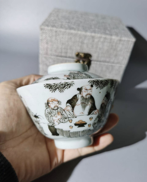 古玩陶瓷清 同治八仙圖墨彩蓋碗拍賣，當(dāng)前價格3500元
