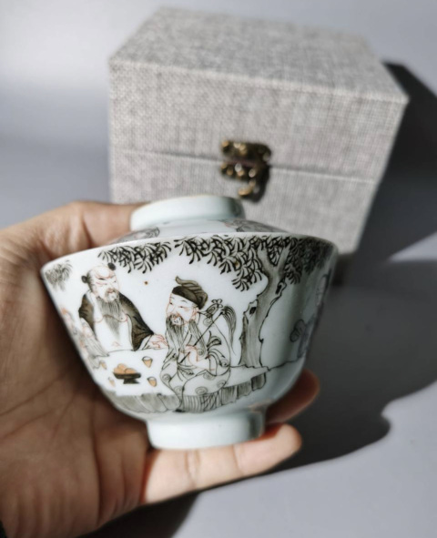 古玩陶瓷清 同治八仙圖墨彩蓋碗拍賣，當(dāng)前價格3500元