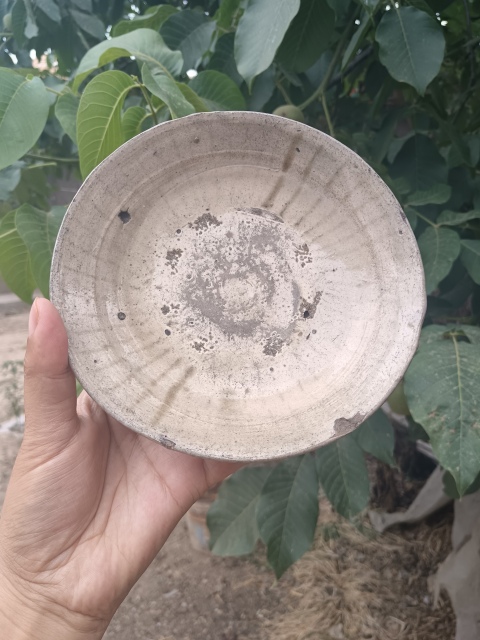 古玩陶瓷元~磁州窯白釉淺碗拍賣,當(dāng)前價格0元