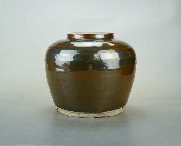 古玩陶瓷明代.定窯系紫金釉紫斑紋茶葉罐（1368年-1644年）拍賣，當(dāng)前價(jià)格1890元