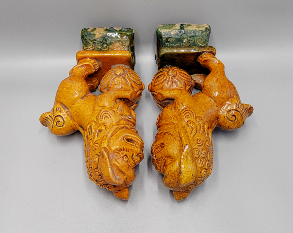 古玩陶瓷清代三彩獅子滾繡球擺件一對拍賣，當前價格1280元