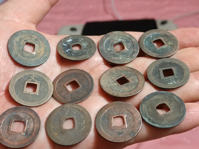 古玩錢(qián)幣寬永通寶一組拍賣(mài),當(dāng)前價(jià)格580元