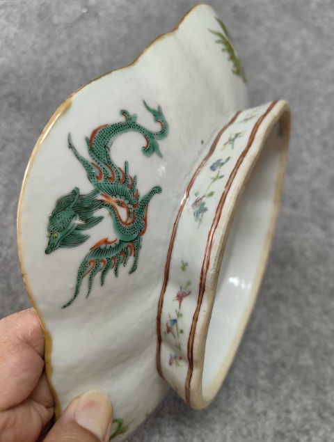 古玩陶瓷晚清-大清道光年制六字粉彩龍紋貢盤(pán)拍賣(mài),當(dāng)前價(jià)格3800元