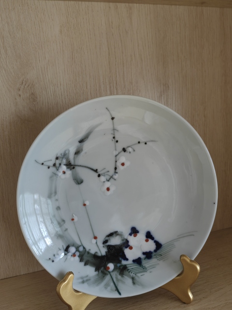古玩陶瓷梅花紋盤拍賣,當前價格120元