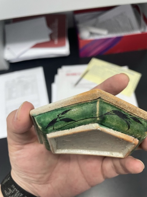 古玩陶瓷清康熙·素三彩梅花紋攢盤拍賣,當前價格550元