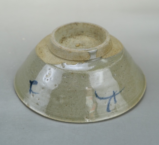古玩陶瓷明代.龍泉青瓷青花花卉紋唇口碗(1368年-1644年)拍賣,當(dāng)前價(jià)格720元