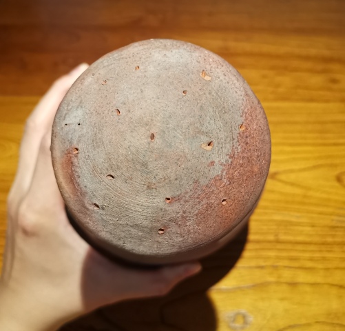 古玩陶瓷東漢?紅陶花灑拍賣,當(dāng)前價格2600元