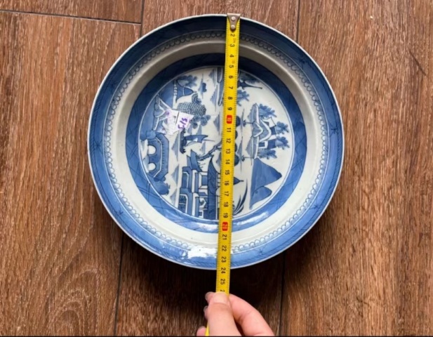 古玩陶瓷樓臺(tái)亭閣山水紋青花盤拍賣，當(dāng)前價(jià)格1500元