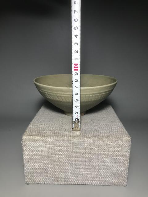 古玩陶瓷宋，珠光青瓷刻花碗拍賣，當前價格1800元