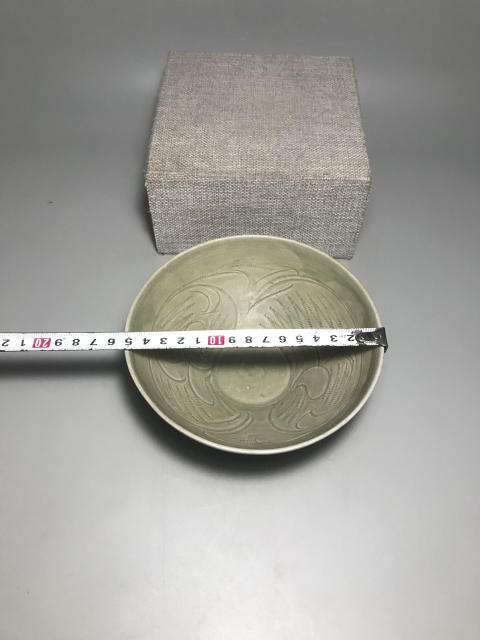 古玩陶瓷宋,同安窯青釉刻花碗拍賣(mài),當(dāng)前價(jià)格2500元