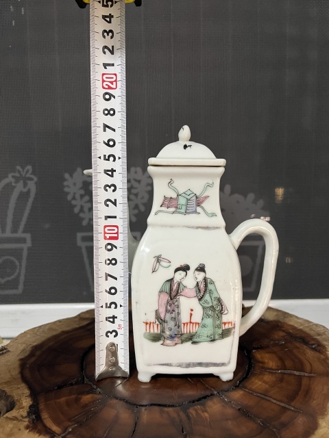 古玩陶瓷民國粉彩人物故事紋茶壺拍賣,當前價格999元