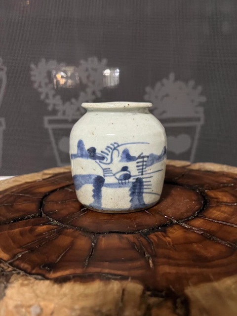 古玩陶瓷清晚期青花山水人物紋水盂拍賣,當(dāng)前價格399元