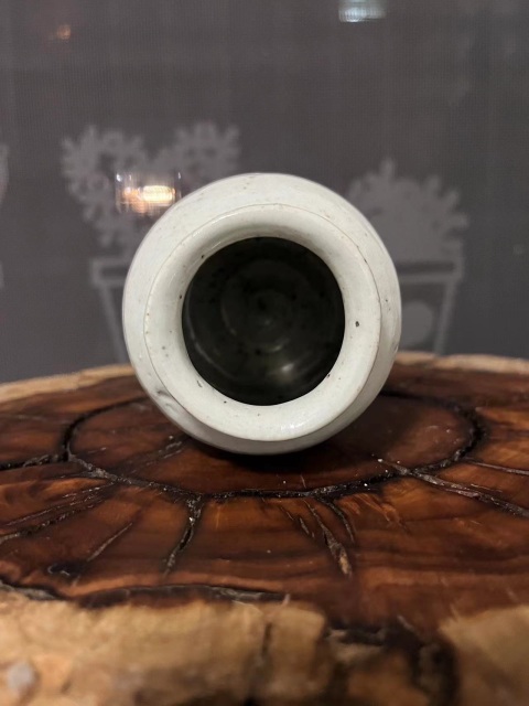 古玩陶瓷清晚期青花山水人物紋水盂拍賣,當(dāng)前價格399元