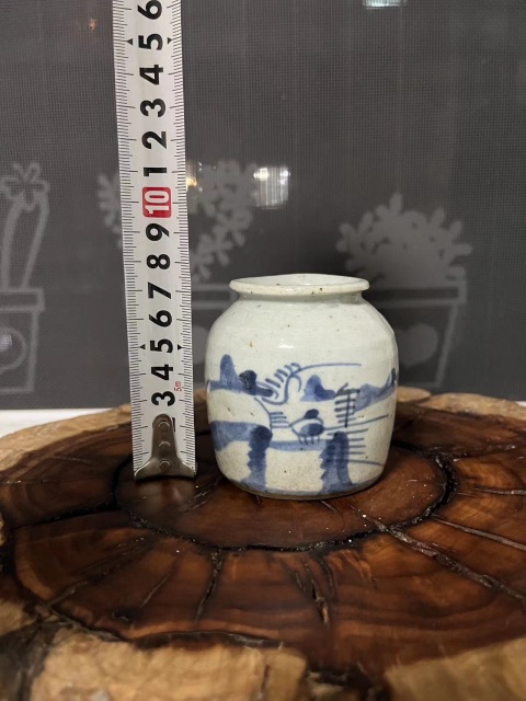 古玩陶瓷清晚期青花山水人物紋水盂拍賣,當(dāng)前價格399元