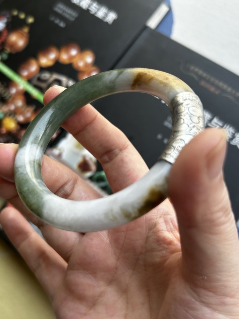 古玩玉器清天然翡翠手鐲拍賣，當(dāng)前價(jià)格9800元