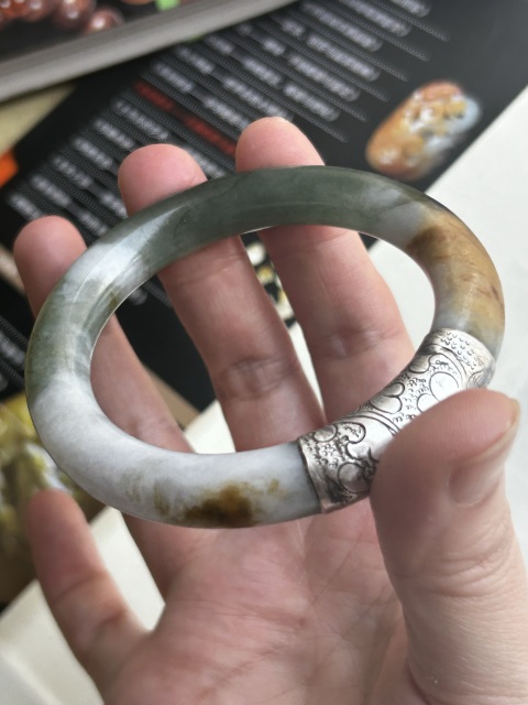 古玩玉器清天然翡翠手鐲拍賣，當(dāng)前價(jià)格9800元