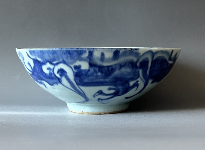 古玩陶瓷過墻龍紋青花碗拍賣,當前價格6800元