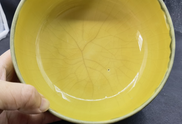 古玩陶瓷日本大正黃釉彩繪鳳紋茶碗拍賣,當前價格498元