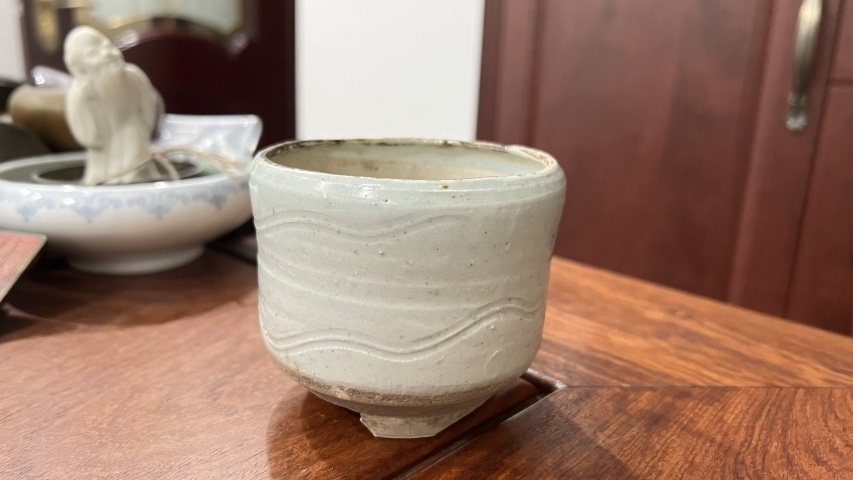 古玩陶瓷明末海波紋白釉香爐拍賣，當前價格999元