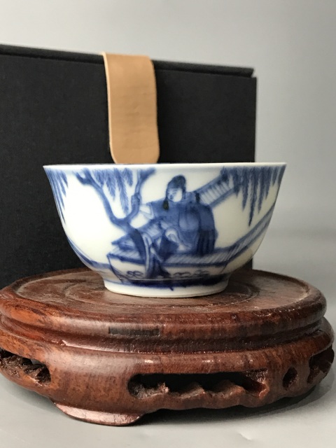 古玩陶瓷(精品主人杯)清康熙·西廂記張生跳墻紋-主人杯拍賣,當(dāng)前價(jià)格1962元