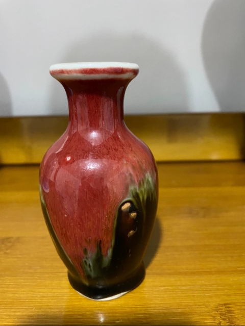 古玩陶瓷晚清三羊開泰小瓶拍賣,當(dāng)前價(jià)格6900元