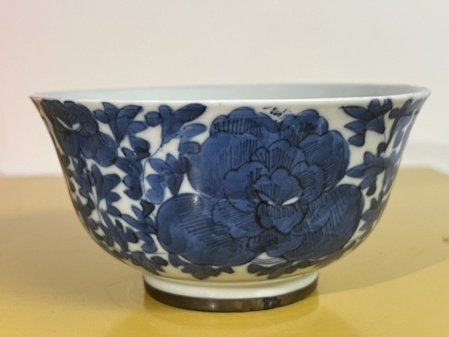 古玩陶瓷清代纏枝牡丹花卉青花碗拍賣,當前價格3350元