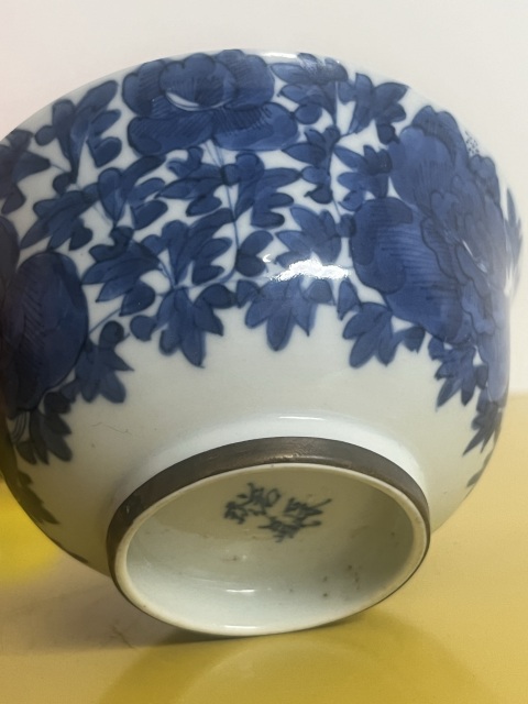 古玩陶瓷清代纏枝牡丹花卉青花碗拍賣,當前價格3350元