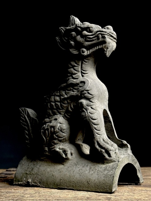 古玩陶瓷屋脊獸拍賣,當前價格3680元