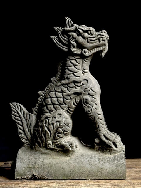 古玩陶瓷屋脊獸拍賣,當前價格3680元