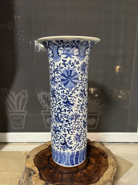 古玩陶瓷青花纏枝花卉紋箭筒拍賣，當(dāng)前價(jià)格2580元