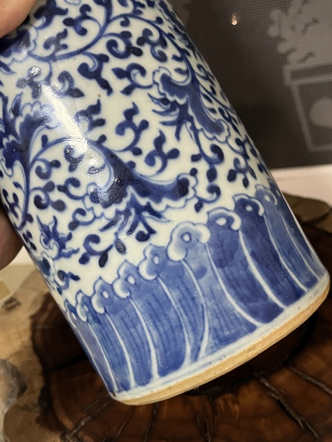 古玩陶瓷青花纏枝花卉紋箭筒拍賣，當(dāng)前價(jià)格2580元