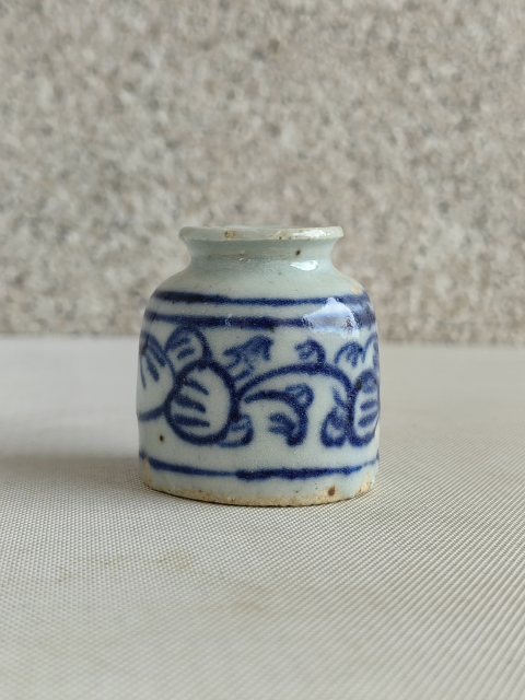 古玩陶瓷清代道咸水盂拍賣,當前價格450元