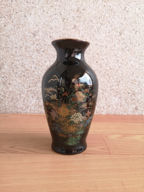 古玩陶瓷花鳥紋瓶拍賣,當(dāng)前價格298元