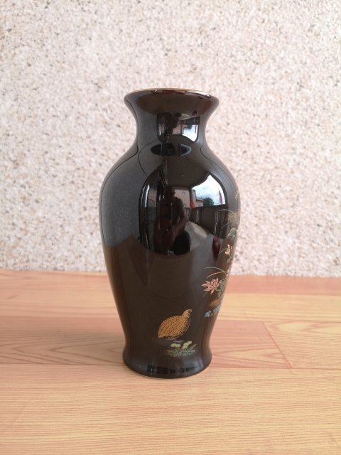 古玩陶瓷花鳥紋瓶拍賣,當(dāng)前價格298元
