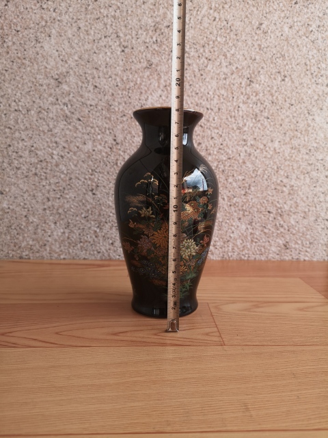 古玩陶瓷花鳥紋瓶拍賣,當(dāng)前價格298元