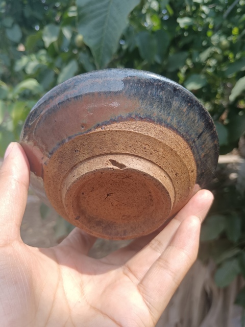 古玩陶瓷元末明初~窯變褐黑釉茶碗拍賣,當前價格160元