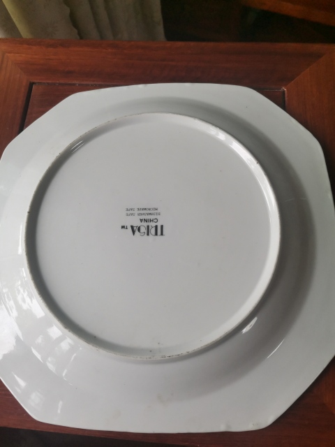 古玩陶瓷花卉紋盤拍賣,當前價格360元
