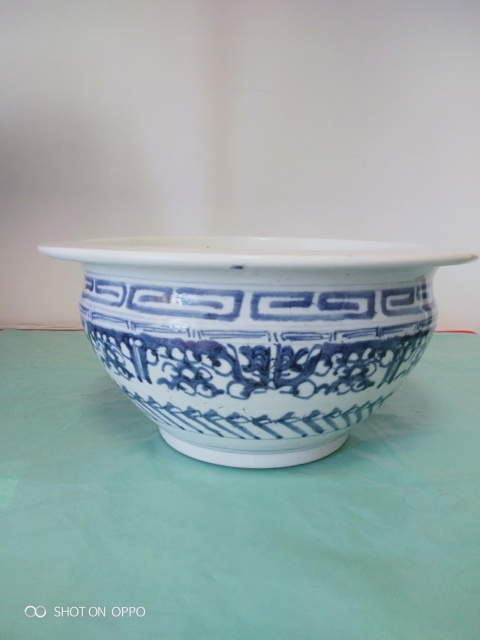 古玩陶瓷青花夔龍紋香爐拍賣,當(dāng)前價(jià)格645元