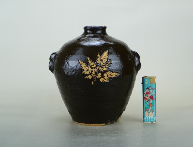 古玩陶瓷清代?黑釉貼花梅瓶拍賣,當前價格1300元