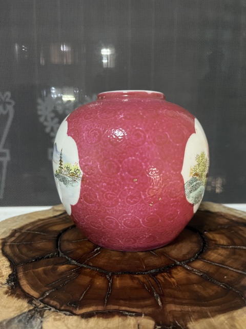 古玩陶瓷(保真卡)胭脂紅開光粉彩扎道罐拍賣,當前價格1588元