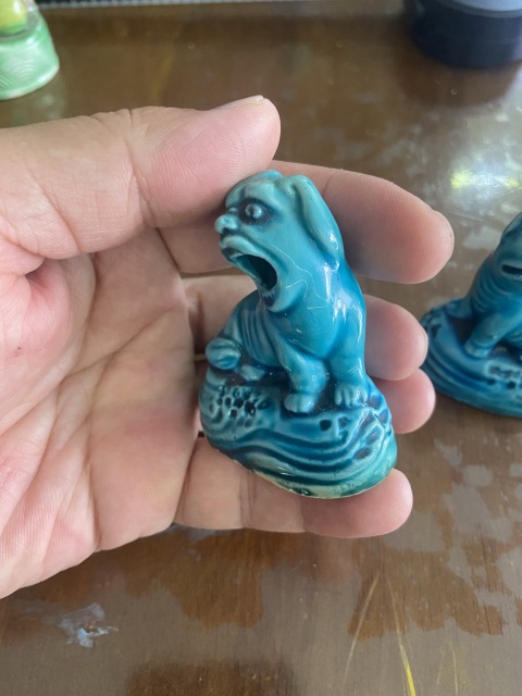 古玩陶瓷民國孔雀藍釉 小怪獸 動物塑像一對拍賣，當前價格1800元