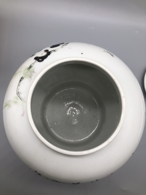 古玩陶瓷粉彩二喬圖蓋罐拍賣,當(dāng)前價(jià)格3000元