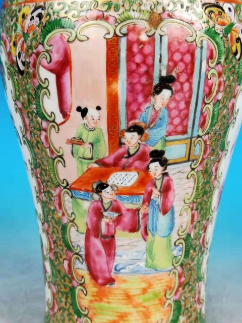 古玩陶瓷清咸豐廣彩人物故事紋獅耳花口瓶拍賣，當前價格3980元