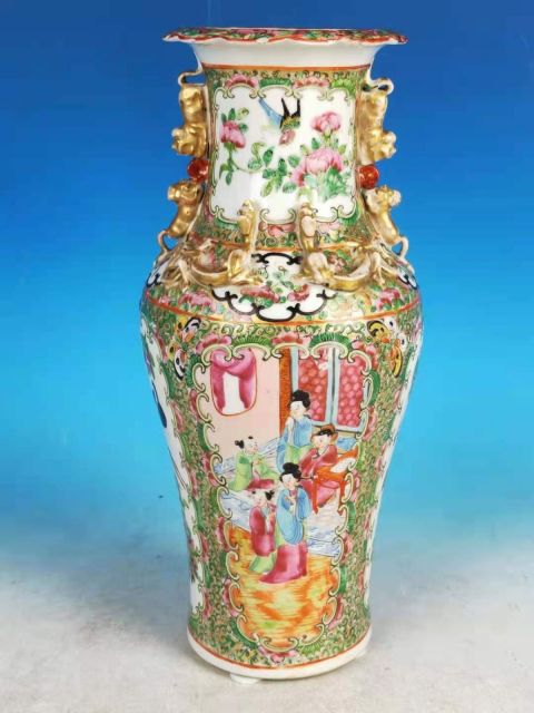 古玩陶瓷清咸豐廣彩人物故事紋獅耳花口瓶拍賣，當前價格3980元