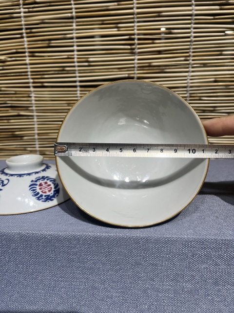 古玩陶瓷乾隆料彩蓋碗拍賣,當前價格12000元