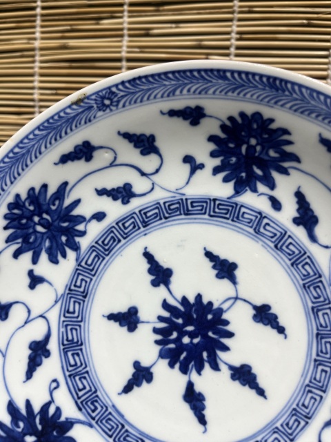 古玩陶瓷青花纏枝蓮紋盤拍賣,當前價格3500元