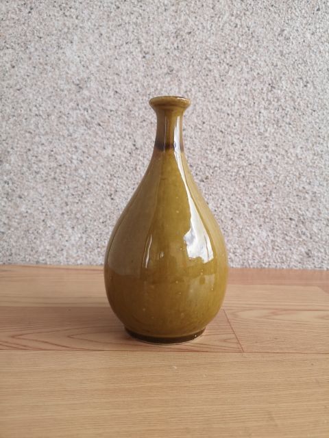 古玩陶瓷黃釉瓶拍賣,當前價格398元