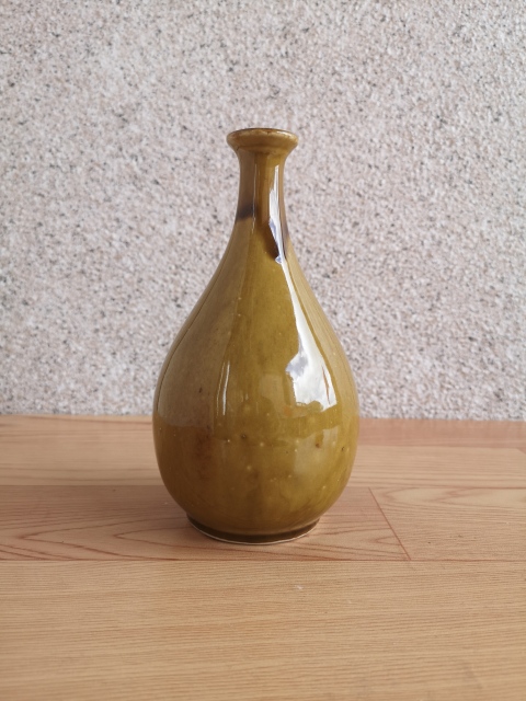 古玩陶瓷黃釉瓶拍賣,當前價格398元