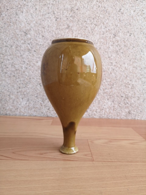 古玩陶瓷黃釉瓶拍賣,當前價格398元